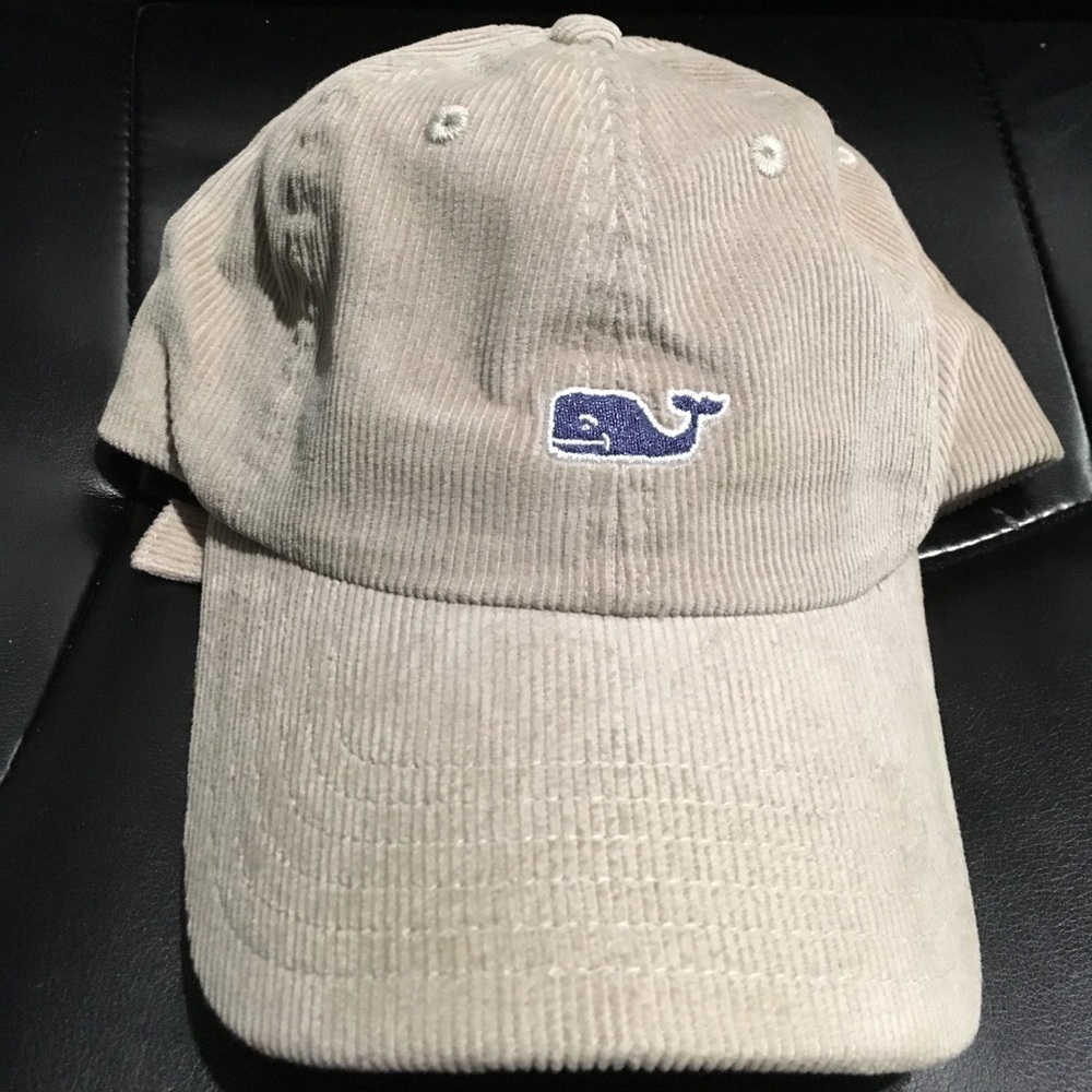 Vineyard Vines Hat Like New